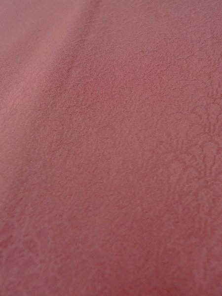 Photo9: O0117E Vintage Japanese kimono  Reddish Coral IROMUJI plain colored for women / Silk.    (Grade B) (9)