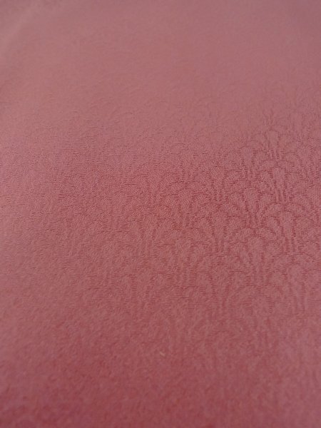 Photo10: O0117E Vintage Japanese kimono  Reddish Coral IROMUJI plain colored for women / Silk.    (Grade B) (10)