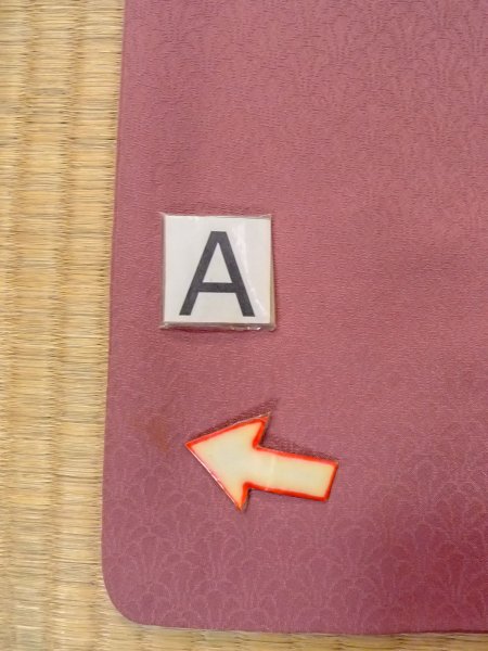 Photo15: O0117E Vintage Japanese kimono  Reddish Coral IROMUJI plain colored for women / Silk.    (Grade B) (15)