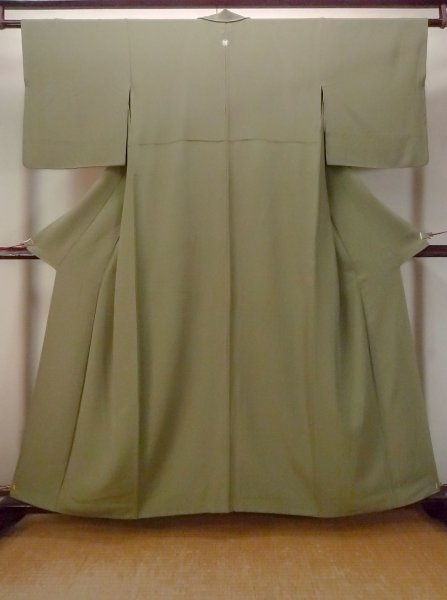 Photo1: O0117G Vintage Japanese kimono  Grayish Green IROMUJI plain colored for women / Silk.    (Grade C) (1)