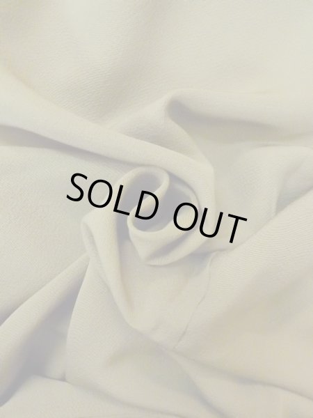 Photo13: O0117G Vintage Japanese kimono  Grayish Green IROMUJI plain colored for women / Silk.    (Grade C) (13)