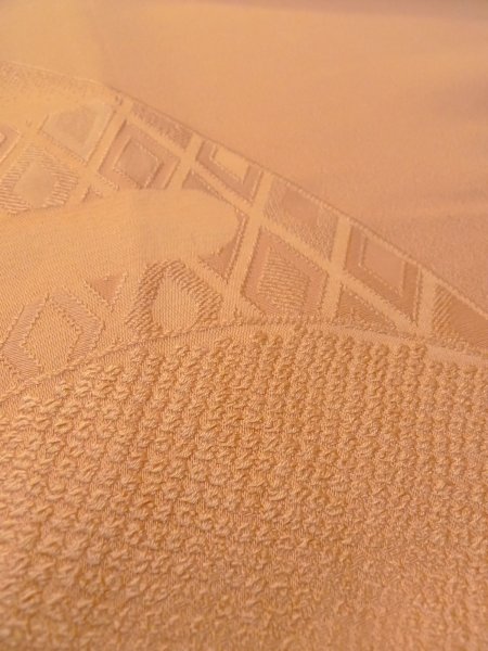 Photo10: O0117I Vintage Japanese kimono   Golden Yellow IROMUJI plain colored for women / Silk.  Based woven pattern: Dapple pattern  (Grade C) (10)