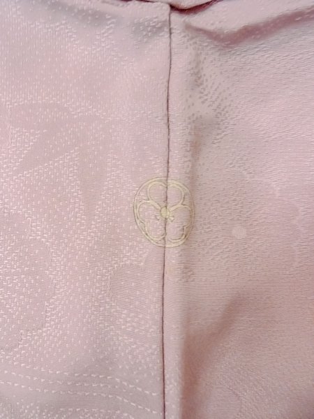 Photo3: O0117K Vintage Japanese kimono  Pale Wisteria IROMUJI plain colored for women / Silk.    (Grade C) (3)