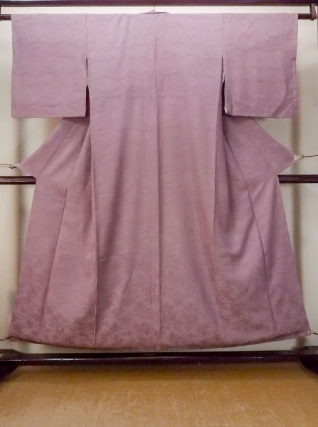 Photo1: O0117L Vintage Japanese kimono Pale Grayish Purple IROMUJI plain colored for women / Silk.    (Grade B) (1)