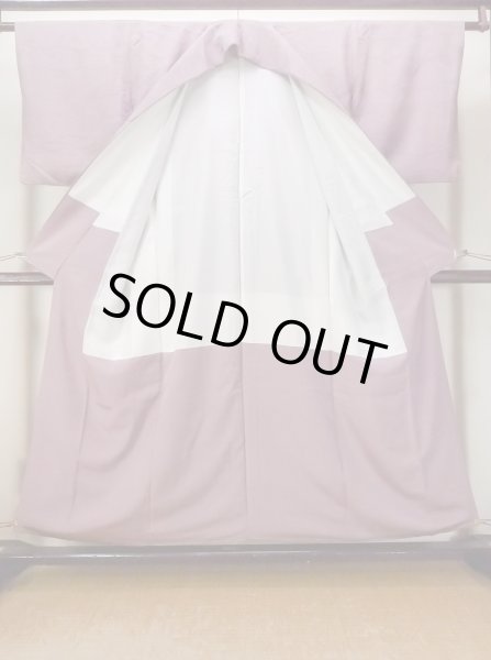 Photo2: O0117L Vintage Japanese kimono Pale Grayish Purple IROMUJI plain colored for women / Silk.    (Grade B) (2)
