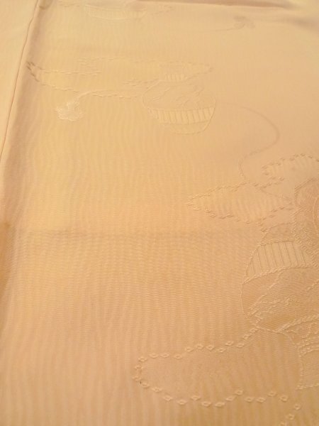 Photo10: O0117M Vintage Japanese kimono Light  Orange IROMUJI plain colored for women / Silk.  Based woven pattern: Mirror  (Grade B) (10)