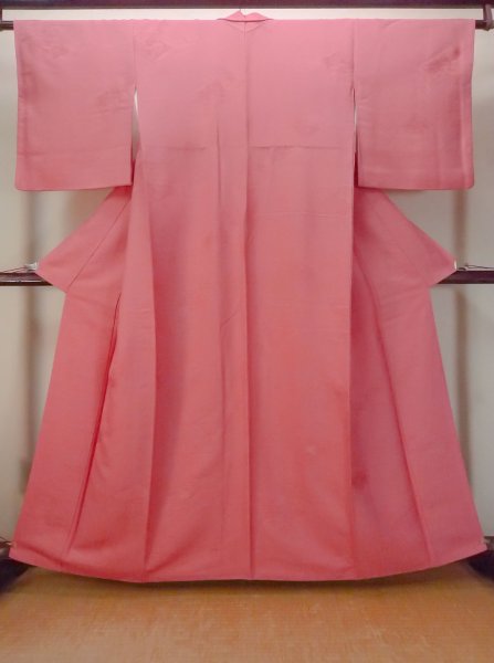 Photo1: O0117N Vintage Japanese kimono   Pink IROMUJI plain colored for women / Silk.  Base woven pattern: Gap in a cloud, Square piece of fancy paper, abstract pattern  (Grade B) (1)