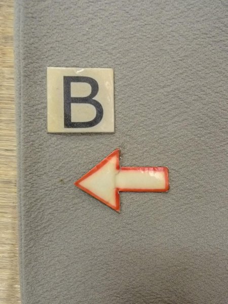 Photo15: O0117Q Vintage Japanese kimono  Light Gray IROMUJI plain colored for women / Silk.    (Grade B) (15)