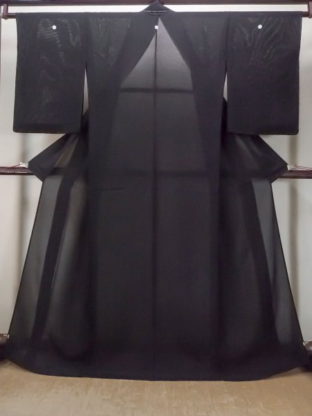 Photo1: Mint O0117Y Vintage Japanese kimono   Black MONTSUKI crests for women / Silk.    (Grade A) (1)