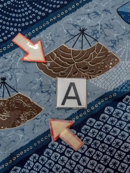 Photo13: O0124B Vintage Japanese kimono   Indigo Blue Men's Juban for men / Wool. Wave, Crest pattern  (Grade D) (13)