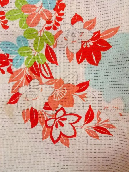 Photo6: O0124I Antique Japanese kimono   Ivory JUBAN undergarment for women / Silk. Flower circle, Unlined, pink pattern  (Grade D) (6)