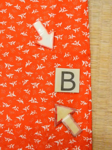 Photo15: O0124N Vintage Japanese kimono  Vivid Orange JUBAN undergarment for women / Synthetic. Crane, Folded paper crane pattern  (Grade B) (15)