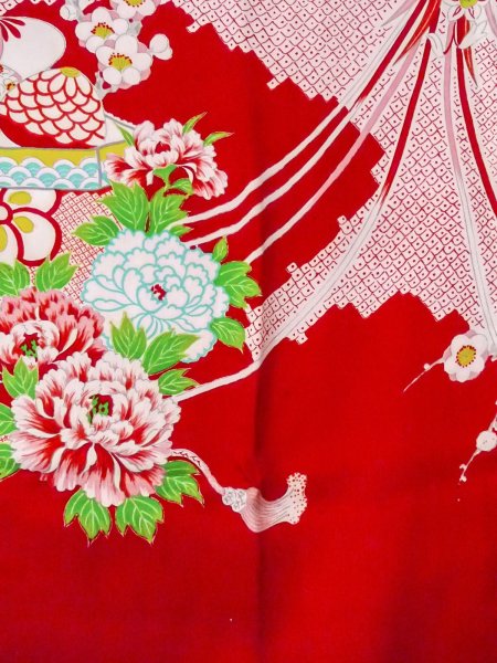 Photo4: O0124O Antique Japanese kimono   Red JUBAN undergarment for women / Silk. Peony,   (Grade C) (4)