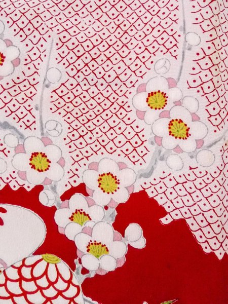 Photo6: O0124O Antique Japanese kimono   Red JUBAN undergarment for women / Silk. Peony,   (Grade C) (6)