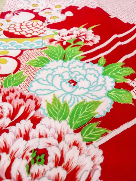 Photo9: O0124O Antique Japanese kimono   Red JUBAN undergarment for women / Silk. Peony,   (Grade C) (9)