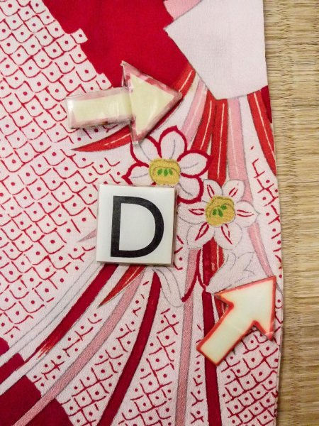 Photo17: O0124O Antique Japanese kimono   Red JUBAN undergarment for women / Silk. Peony,   (Grade C) (17)