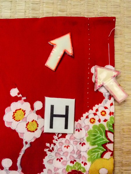 Photo21: O0124O Antique Japanese kimono   Red JUBAN undergarment for women / Silk. Peony,   (Grade C) (21)