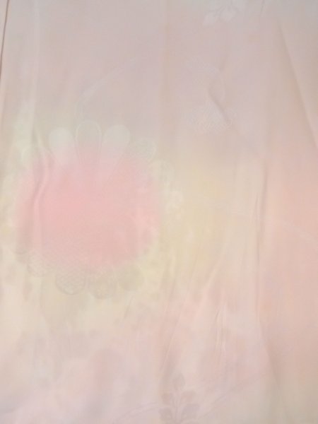 Photo3: O0124U Vintage Japanese kimono  Pale Pink JUBAN undergarment for women / Silk. Flower,   (Grade D) (3)
