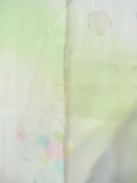 Photo4: O0124W Vintage Japanese kimono  Shiny Ivory JUBAN undergarment for women / Silk. Flower,   (Grade B) (4)