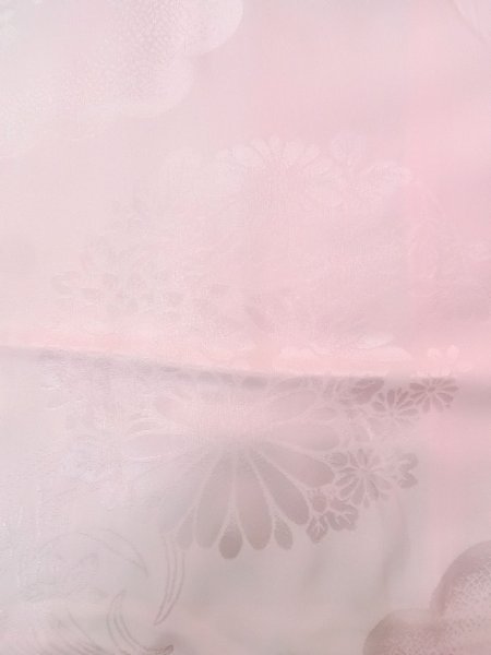 Photo7: O0124X Vintage Japanese kimono  Pale Pink JUBAN undergarment for women / Silk.  Plum blossoms, clouds pattern  (Grade B) (7)