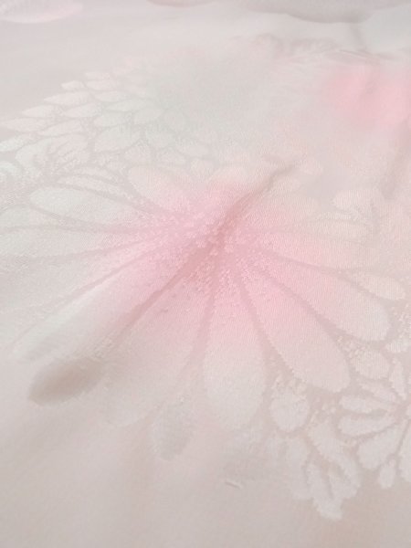 Photo8: O0124X Vintage Japanese kimono  Pale Pink JUBAN undergarment for women / Silk.  Plum blossoms, clouds pattern  (Grade B) (8)