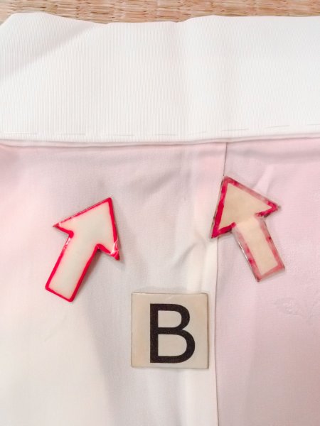 Photo15: O0124X Vintage Japanese kimono  Pale Pink JUBAN undergarment for women / Silk.  Plum blossoms, clouds pattern  (Grade B) (15)