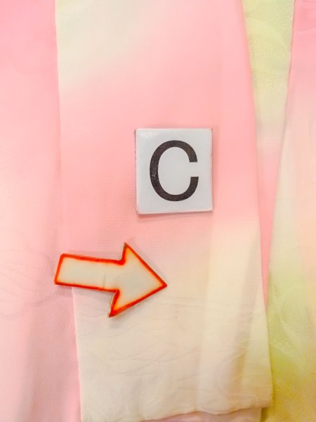 Photo16: O0124Z Vintage Japanese kimono  Light Coral JUBAN undergarment for women / Silk. Flower,   (Grade C) (16)