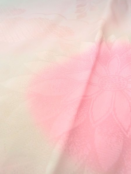 Photo8: O0125B Vintage Japanese kimono  Pale Pink JUBAN undergarment for women / Silk. Chrysanthemum,   (Grade B) (8)