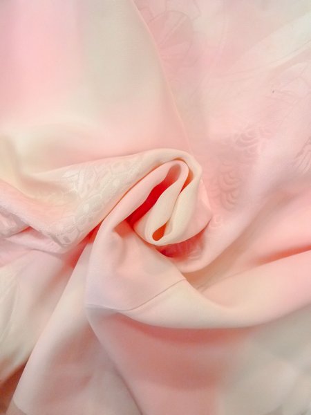 Photo12: O0125C Vintage Japanese kimono  Pale Pink JUBAN undergarment for women / Silk. Chrysanthemum,   (Grade C) (12)