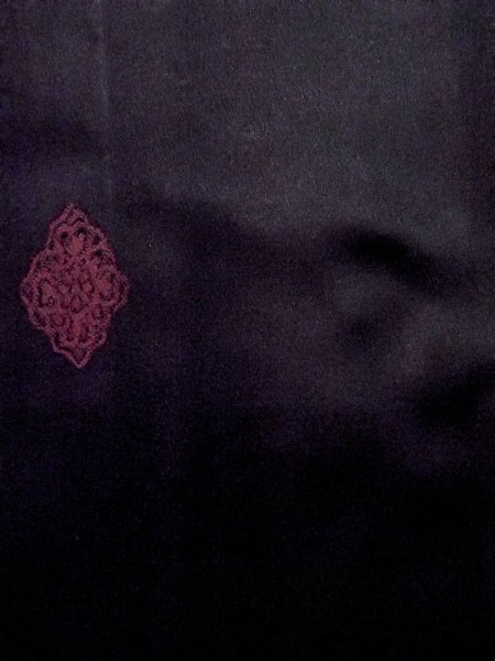 Photo7: O0131A Vintage Japanese kimono   Black MICHIYUKI outer coat for women / Silk. Chrysanthemum,   (Grade B) (7)