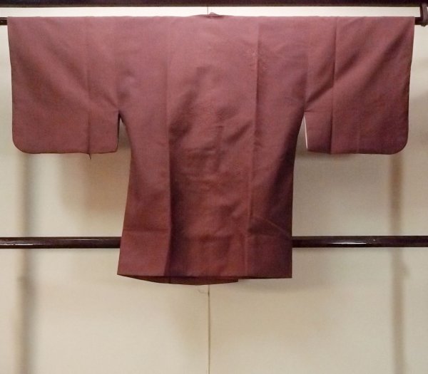 Photo2: O0131F Vintage Japanese kimono  Pale Dark Red DOCHUGI outer coat for women / Silk. Hemp leaf   (Grade B) (2)