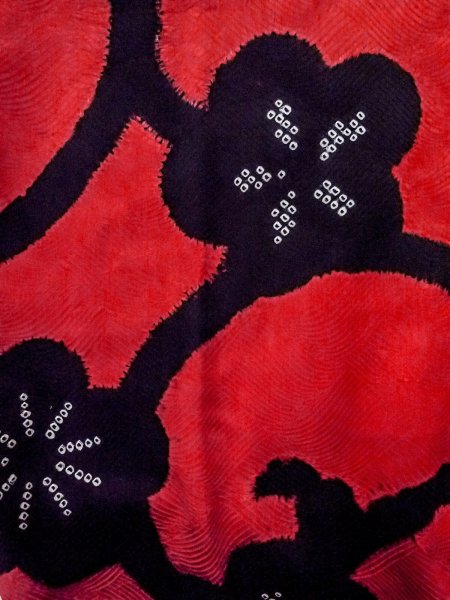 Photo3: O0131G Vintage Japanese kimono  Vivid Red DOCHUGI outer coat for women / Silk. Flower,   (Grade B) (3)