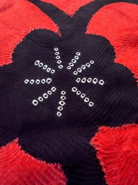 Photo9: O0131G Vintage Japanese kimono  Vivid Red DOCHUGI outer coat for women / Silk. Flower,   (Grade B) (9)