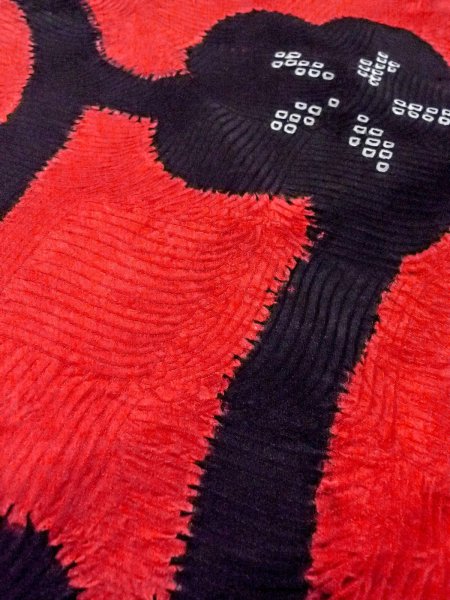 Photo10: O0131G Vintage Japanese kimono  Vivid Red DOCHUGI outer coat for women / Silk. Flower,   (Grade B) (10)