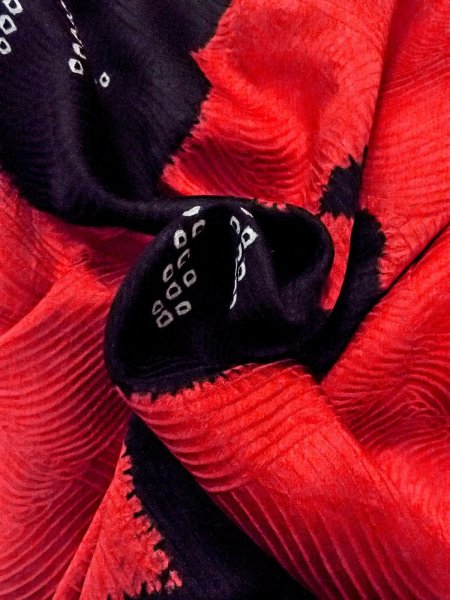 Photo11: O0131G Vintage Japanese kimono  Vivid Red DOCHUGI outer coat for women / Silk. Flower,   (Grade B) (11)