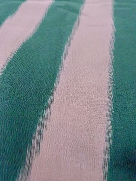 Photo9: O0131H Vintage Japanese kimono Pale Grayish Pink DOCHUGI outer coat for women / Silk. Stripes   (Grade D) (9)