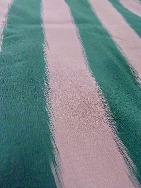 Photo10: O0131H Vintage Japanese kimono Pale Grayish Pink DOCHUGI outer coat for women / Silk. Stripes   (Grade D) (10)