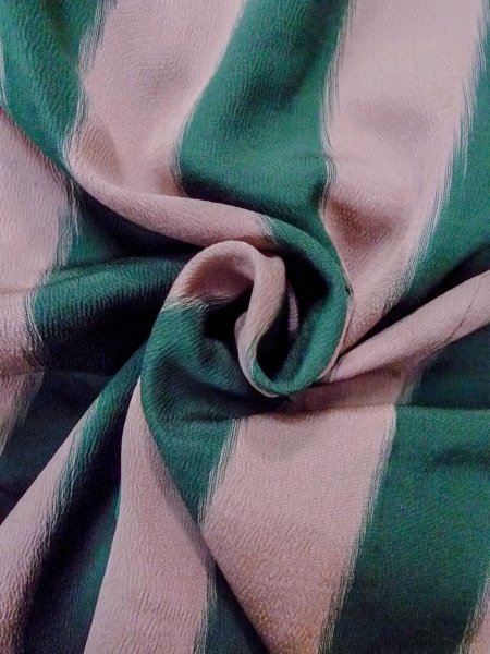 Photo12: O0131H Vintage Japanese kimono Pale Grayish Pink DOCHUGI outer coat for women / Silk. Stripes   (Grade D) (12)