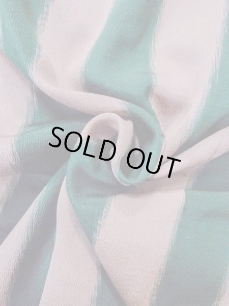 Photo12: O0131H Vintage Japanese kimono Pale Grayish Pink DOCHUGI outer coat for women / Silk. Stripes   (Grade D) (12)