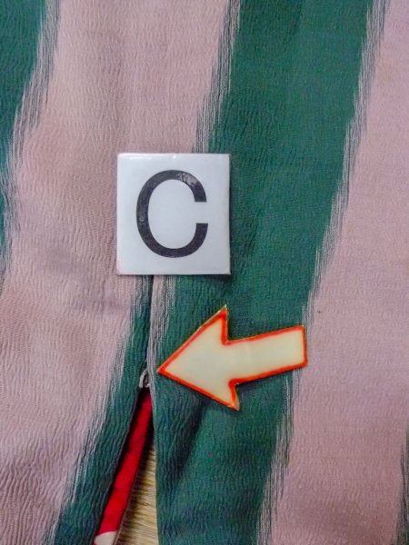 Photo16: O0131H Vintage Japanese kimono Pale Grayish Pink DOCHUGI outer coat for women / Silk. Stripes   (Grade D) (16)