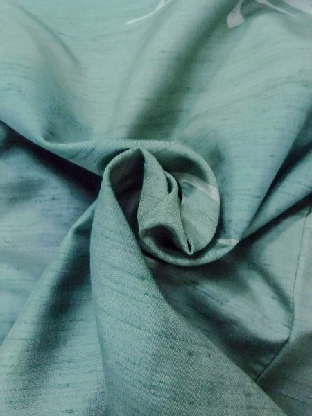 Photo11: O0131K Vintage Japanese kimono  Grayish Light Blue DOCHUGI outer coat for women / Silk. Abstract pattern   (Grade B) (11)