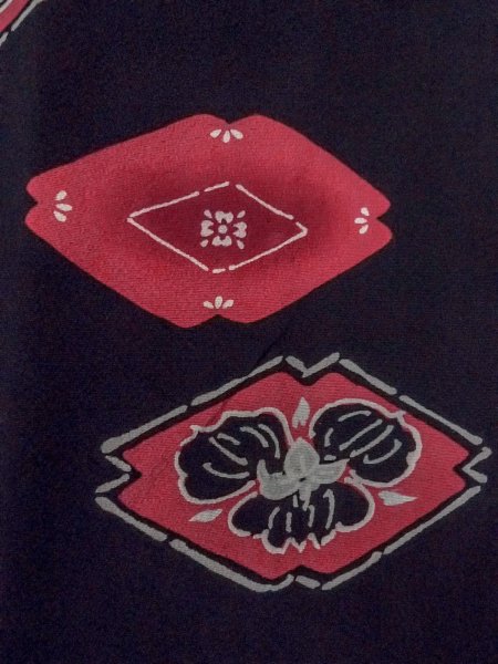 Photo5: O0131O Vintage Japanese kimono   Black MICHIYUKI outer coat for women / Silk. Flower,   (Grade B) (5)