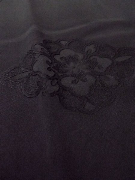 Photo10: Mint O0131X Vintage Japanese kimono   Black MICHIYUKI outer coat for women / Silk. Chinese flower,   (Grade A) (10)