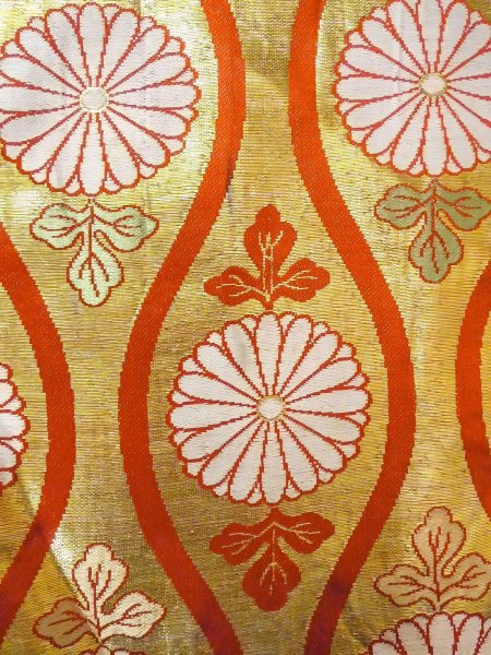 Photo3: O0207K Vintage Japanese Kimono  Shiny Gold HANHABA OBI half width sash Chrysanthemum Silk. (Grade C) (3)