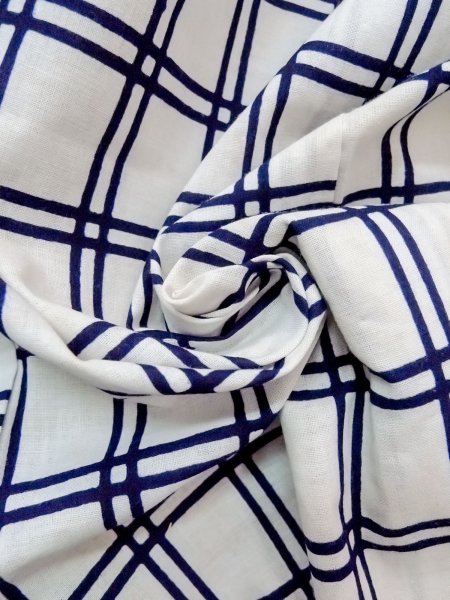 Photo12: O0218A Vintage Japanese kimono   White YUKATA summer(made in Japan) for women / Cotton. Flower,   (Grade C) (12)