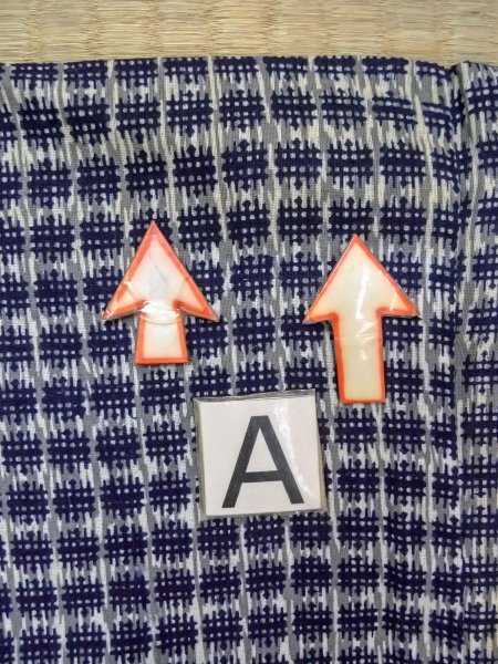 Photo13: O0218C Vintage Japanese kimono  Bluish Gray Men's Yukata for men / Cotton. Parallel Cross   (Grade C) (13)