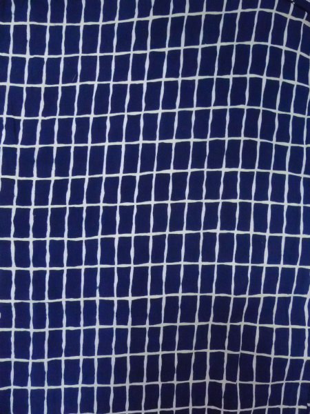 Photo3: O0218D Vintage Japanese kimono  Dark Indigo Blue YUKATA summer(made in Japan) for women / Cotton. Plaid Checks   (Grade C) (3)