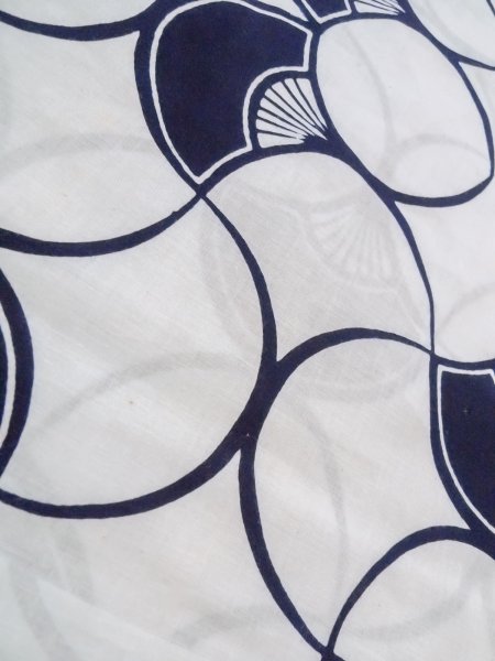 Photo8: O0218I Vintage Japanese kimono   White YUKATA summer(made in Japan) for women / Cotton. Folding fan   (Grade C) (8)