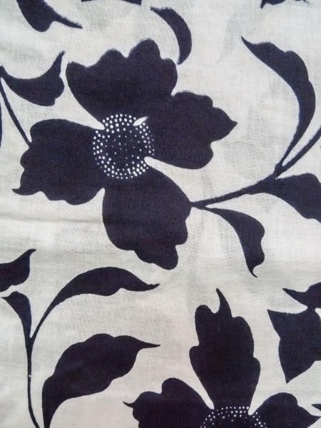 Photo6: O0218J Vintage Japanese kimono   White YUKATA summer(made in Japan) for women / Cotton. Flower,   (Grade C) (6)