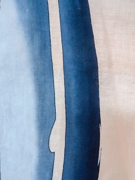 Photo5: O0218N Vintage Japanese kimono   Off White YUKATA summer(made in Japan) for women / Cotton/hemp Abstract pattern Stains all over.  (Grade D) (5)